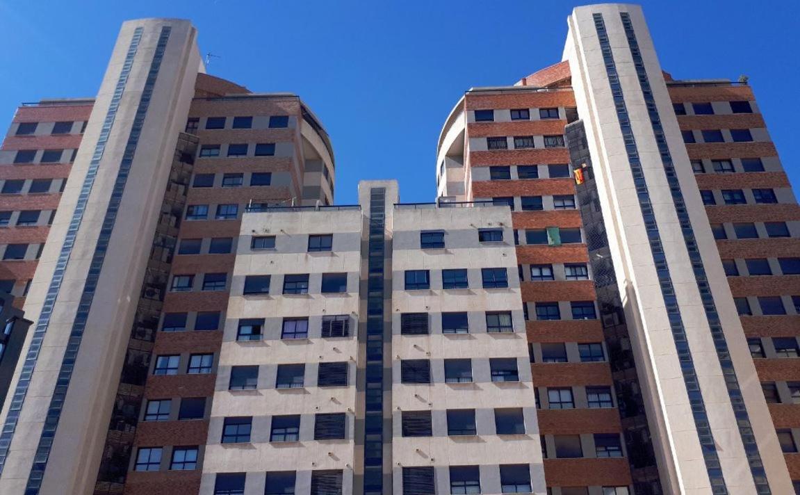 Appartamento Con Piscina Cerca De La Nueva Fe. Valenza